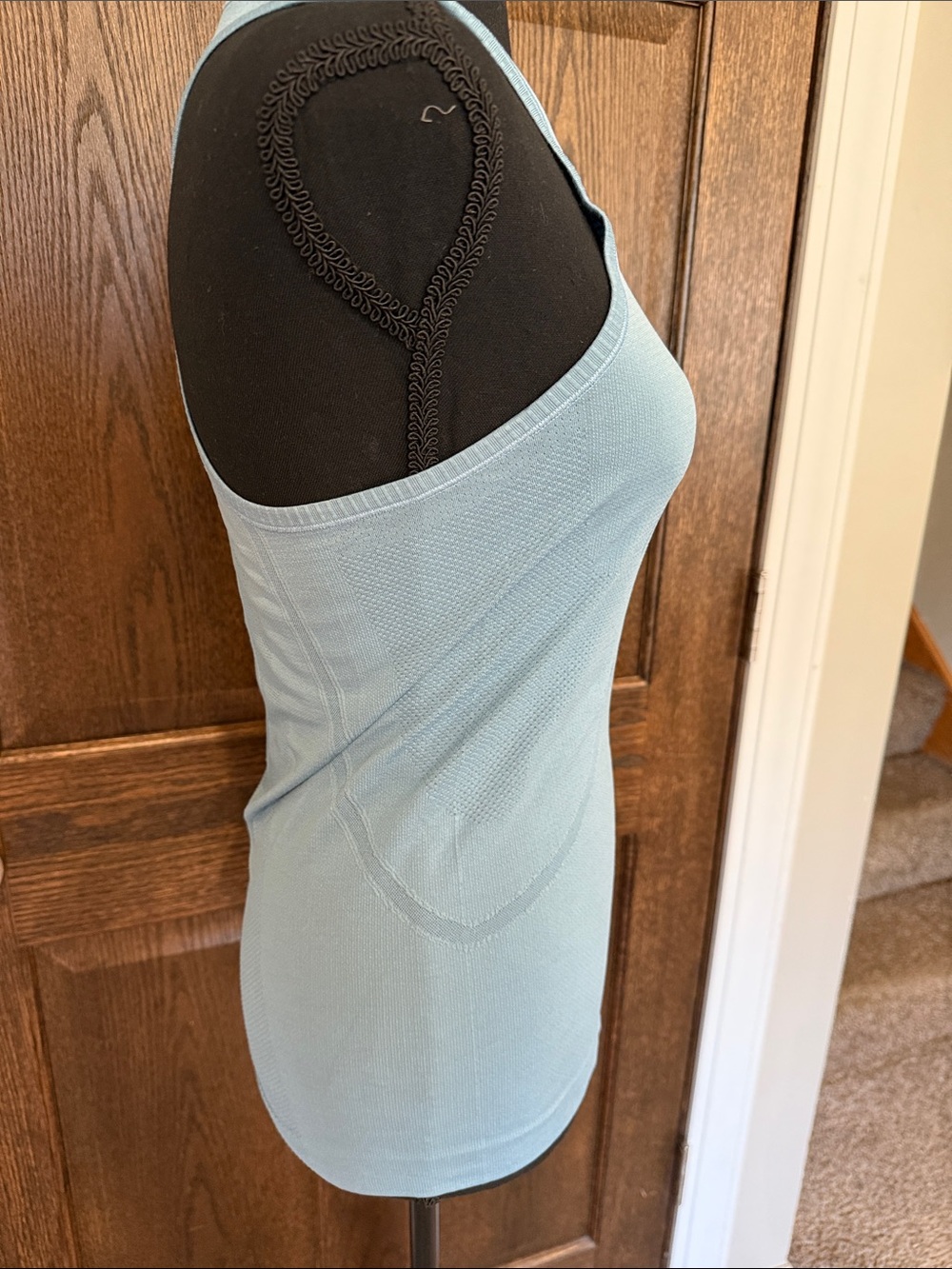 Lululemon Light Blue Swiftly Racerback Tank Top Aloha Size 6 - Picture 6 of 9